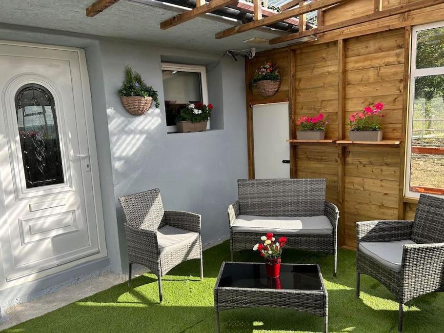 Stardust Getaway Tiny-Home E32Ak40 Piltown Εξωτερικό φωτογραφία